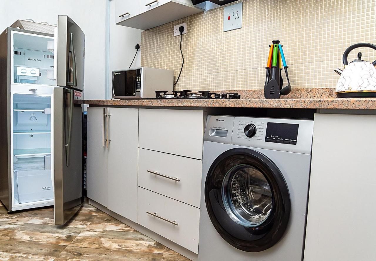 Palm Heights Apartments - Omole Phase 1, Икея Экстерьер фото