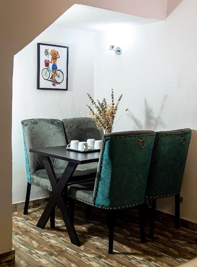 Palm Heights Apartments - Omole Phase 1, Икея Экстерьер фото